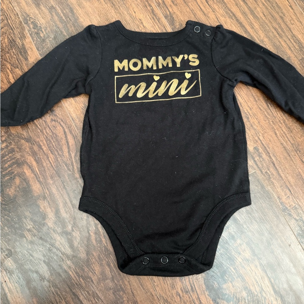 Black and Gold Mommy’s Mini Onesie